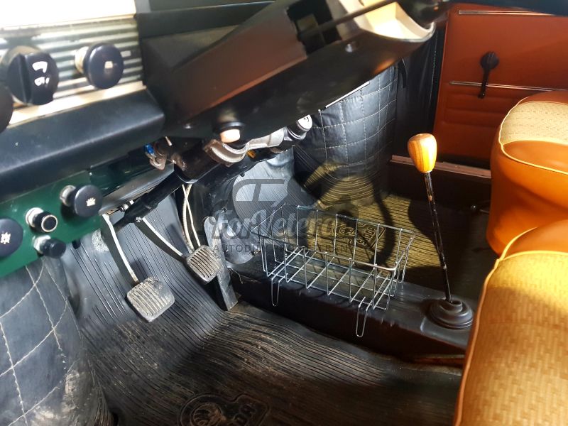 Košík odkládací na středový panel ŠKODA 1000MB, 100, 110, 105, 120 - ÚŽOVKA ; 110797390