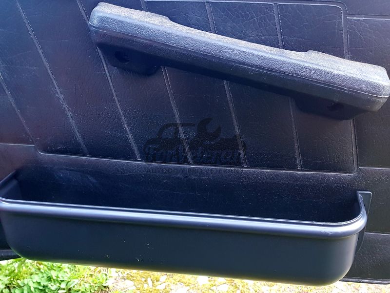 Úložný box / kapsa na tapec dveří – 113772120