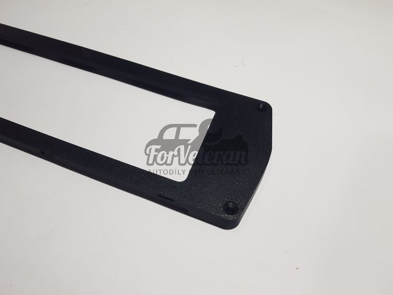 Panel přístrojové desky / rámeček budíků ŠKODA 105, 120, Garde ; 113980110