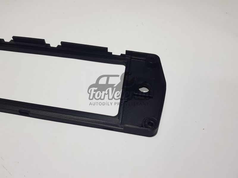 Panel přístrojové desky / rámeček budíků ŠKODA 105, 120, Garde ; 113980111