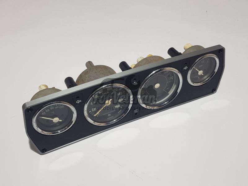 Panel přístrojové desky / rámeček budíků ŠKODA 105, 120, GLS ; 113980114