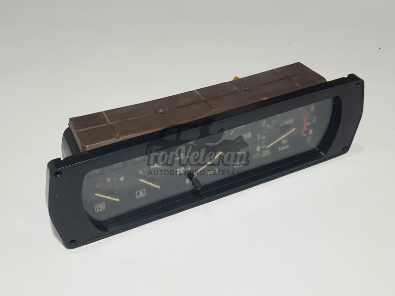 Panel přístrojové desky / rámeček budíků ŠKODA 120, 130, Rapid, 1203 TAZ ; 114980111