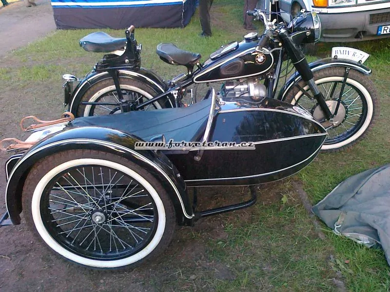 Lemy pneumatik bílé 19" ATLAS